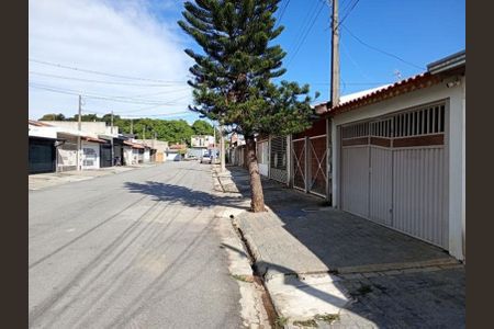 Casa para alugar com 125m², 3 quartos e 2 vagas Casa para alugar com 125m², 3 quartos e 2 vagasFachada