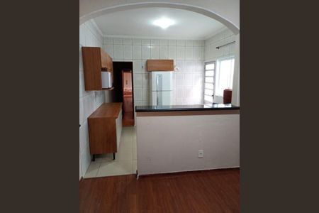 Casa para alugar com 125m², 3 quartos e 2 vagas Casa para alugar com 125m², 3 quartos e 2 vagasSala