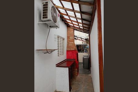 Casa para alugar com 125m², 3 quartos e 2 vagas Casa para alugar com 125m², 3 quartos e 2 vagasÁrea de serviço