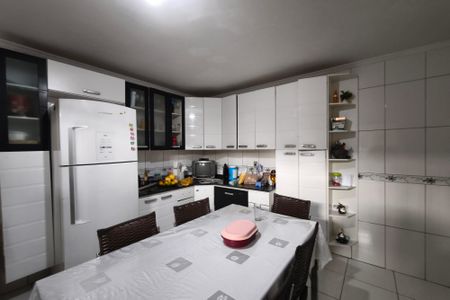 Casa à venda com 121m², 2 quartos e 2 vagasCozinha