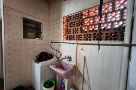 Casa à venda com 121m², 2 quartos e 2 vagas Casa à venda com 121m², 2 quartos e 2 vagasÁrea de Serviço