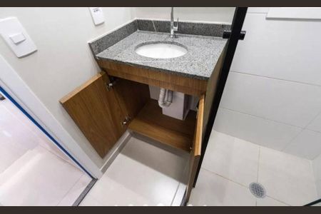 Apartamento à venda com 27m², 1 quarto e sem vaga