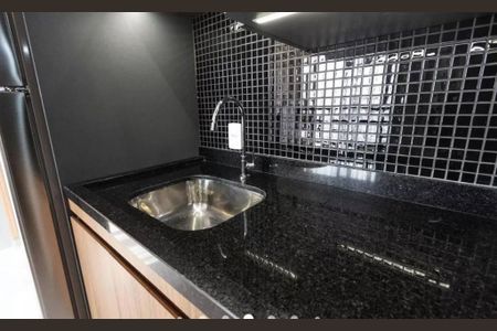 Apartamento à venda com 27m², 1 quarto e sem vaga