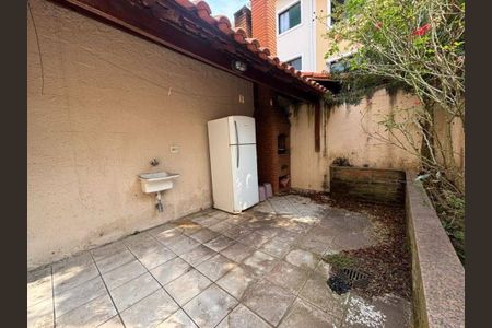 Casa à venda com 2 quartos, 112m² em Rio Pequeno, São Paulo