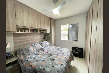 Casa à venda com 3 quartos, 120m² em Jardim Rizzo, São Paulo