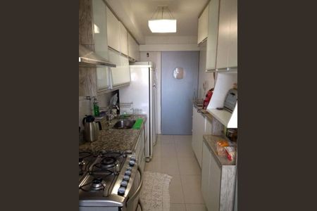 Apartamento à venda com 3 quartos, 143m² em Vila Suzana, São Paulo