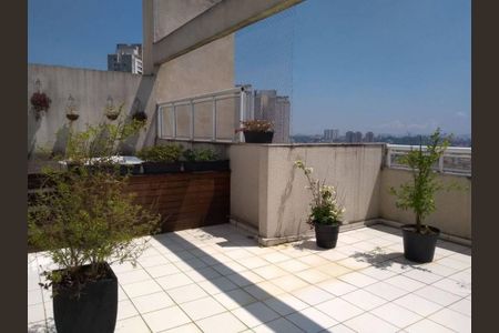Apartamento à venda com 3 quartos, 143m² em Vila Suzana, São Paulo