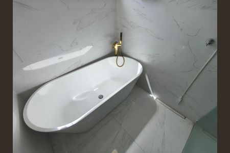 Apartamento para alugar com 75m², 1 quarto e sem vagaBanheiro Suite 1