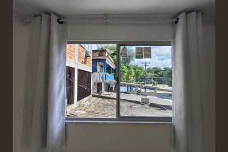 Apartamento para alugar com 75m², 1 quarto e sem vagaJanela - Sala