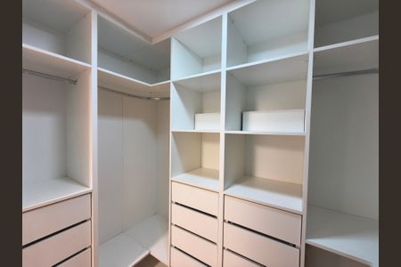 Apartamento para alugar com 75m², 1 quarto e sem vagaCloset - Suite
