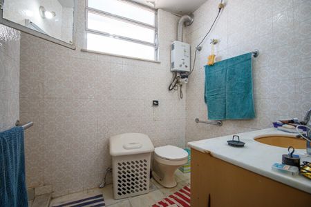 Apartamento à venda com 115m², 4 quartos e 1 vaga Apartamento à venda com 115m², 4 quartos e 1 vagaBanheiro Suite