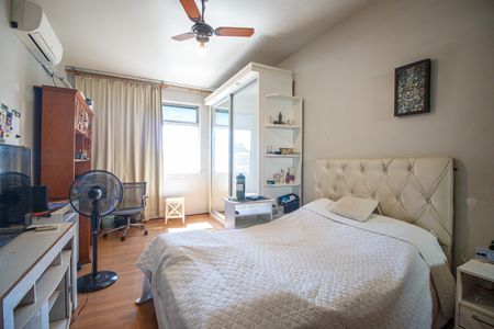 Apartamento à venda com 115m², 4 quartos e 1 vaga Apartamento à venda com 115m², 4 quartos e 1 vagaQuarto Suite