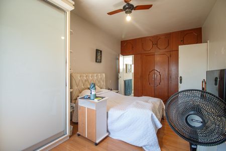 Apartamento à venda com 115m², 4 quartos e 1 vaga Apartamento à venda com 115m², 4 quartos e 1 vagaQuarto Suite