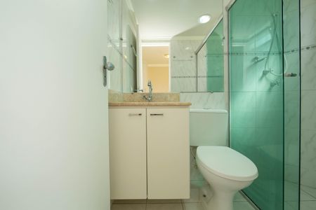 Apartamento para alugar com 75m², 3 quartos e 1 vagaBANHEIRO2