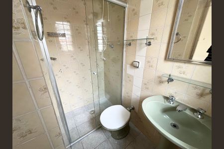 Casa à venda com 250m², 3 quartos e 3 vagasBanheiro