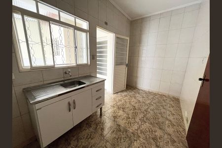 Casa à venda com 250m², 3 quartos e 3 vagasCozinha