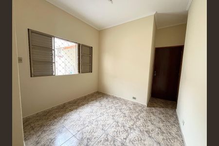 Quarto  de casa à venda com 3 quartos, 250m² em Vila Romero, São Paulo