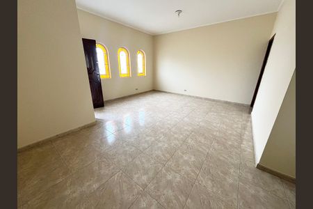 Sala de casa à venda com 3 quartos, 250m² em Vila Romero, São Paulo