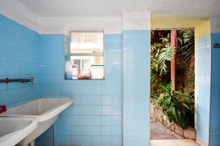 Casa para alugar com 350m², 3 quartos e 3 vagaslavanderia