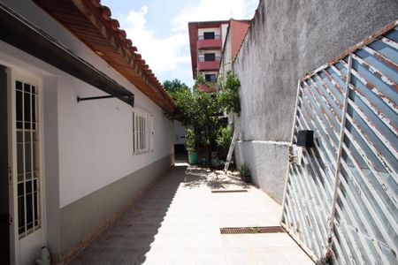 Casa para alugar com 170m², 3 quartos e 4 vagasQuintal 