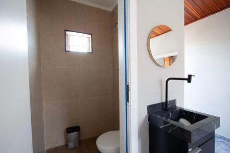 Casa para alugar com 170m², 3 quartos e 4 vagasBanheiro do Escritório 