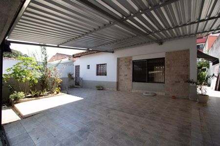 Casa para alugar com 170m², 3 quartos e 4 vagasGaragem 