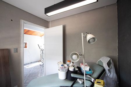 Casa para alugar com 170m², 3 quartos e 4 vagasEscritório 