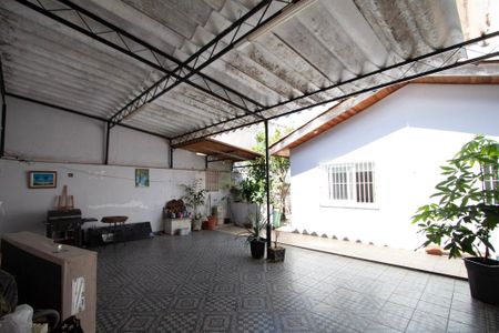 Casa para alugar com 170m², 3 quartos e 4 vagasQuintal 