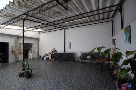 Casa para alugar com 170m², 3 quartos e 4 vagasQuintal 