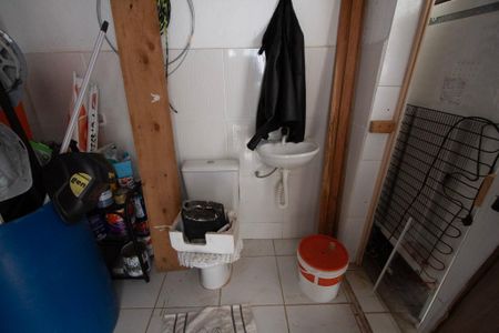 Casa para alugar com 170m², 3 quartos e 4 vagasBanheiro da Área de Serviço