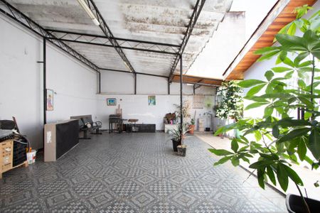Casa para alugar com 170m², 3 quartos e 4 vagasQuintal 