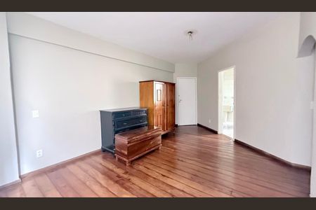 Apartamento à venda com 2 quartos, 70m² em Santo Antônio, Belo Horizonte