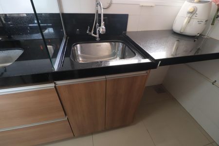 Apartamento para alugar com 53m², 2 quartos e 1 vagaCozinha e Área de Serviço