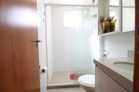 Apartamento para alugar com 53m², 2 quartos e 1 vagaBanheiro Social