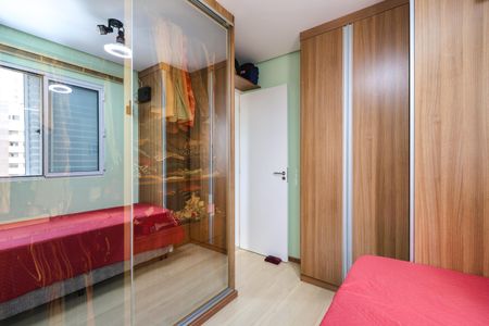 Apartamento à venda com 112m², 2 quartos e 3 vagasQuarto 2