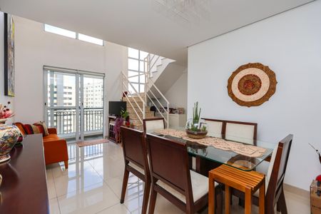 Sala de apartamento à venda com 2 quartos, 112m² em Vila Suzana, São Paulo