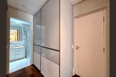 Apartamento para alugar com 228m², 4 quartos e 4 vagasSuíte 3