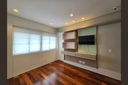 Apartamento para alugar com 228m², 4 quartos e 4 vagasSuíte 1