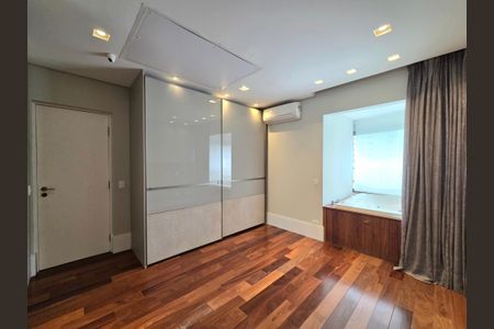 Apartamento para alugar com 228m², 4 quartos e 4 vagasSuíte 3