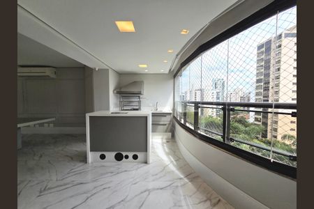Apartamento para alugar com 228m², 4 quartos e 4 vagasVaranda