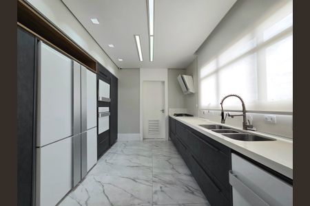 Apartamento para alugar com 228m², 4 quartos e 4 vagasCozinha