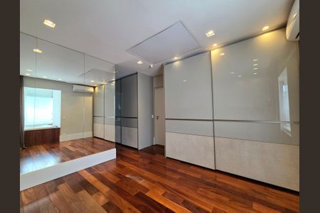Apartamento para alugar com 228m², 4 quartos e 4 vagasSuíte 3