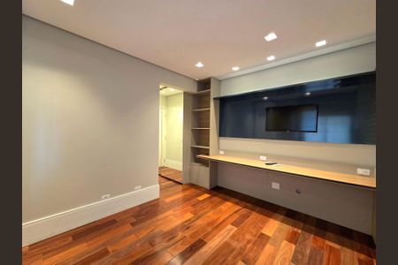 Apartamento para alugar com 228m², 4 quartos e 4 vagasSuíte 2