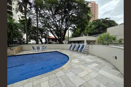 Apartamento para alugar com 228m², 4 quartos e 4 vagasÁrea comum - Piscina