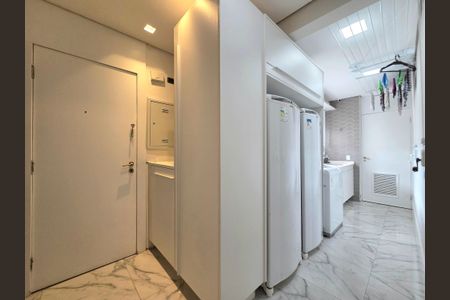 Apartamento para alugar com 228m², 4 quartos e 4 vagasÁrea de Serviço