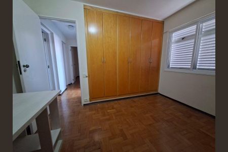 Apartamento para alugar com 112m², 3 quartos e 1 vaga Apartamento para alugar com 112m², 3 quartos e 1 vagaQuarto