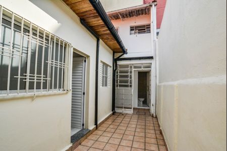 Casa para alugar com 160m², 4 quartos e 1 vagaQuintal