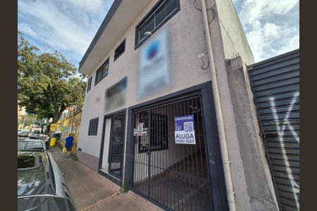 Casa para alugar com 160m², 4 quartos e 1 vagaFachada