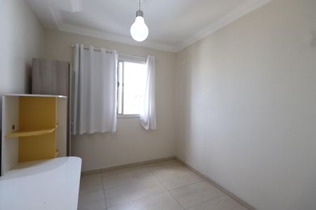 Apartamento à venda com 66m², 3 quartos e 2 vagasQuarto 2