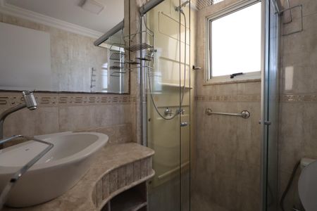 Apartamento à venda com 66m², 3 quartos e 2 vagasBanheiro Social